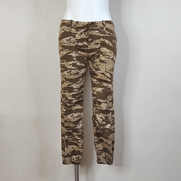 NWOT Nili Lotan Camo French Military Jogger Pants Size 4 - Picture 1 of 17